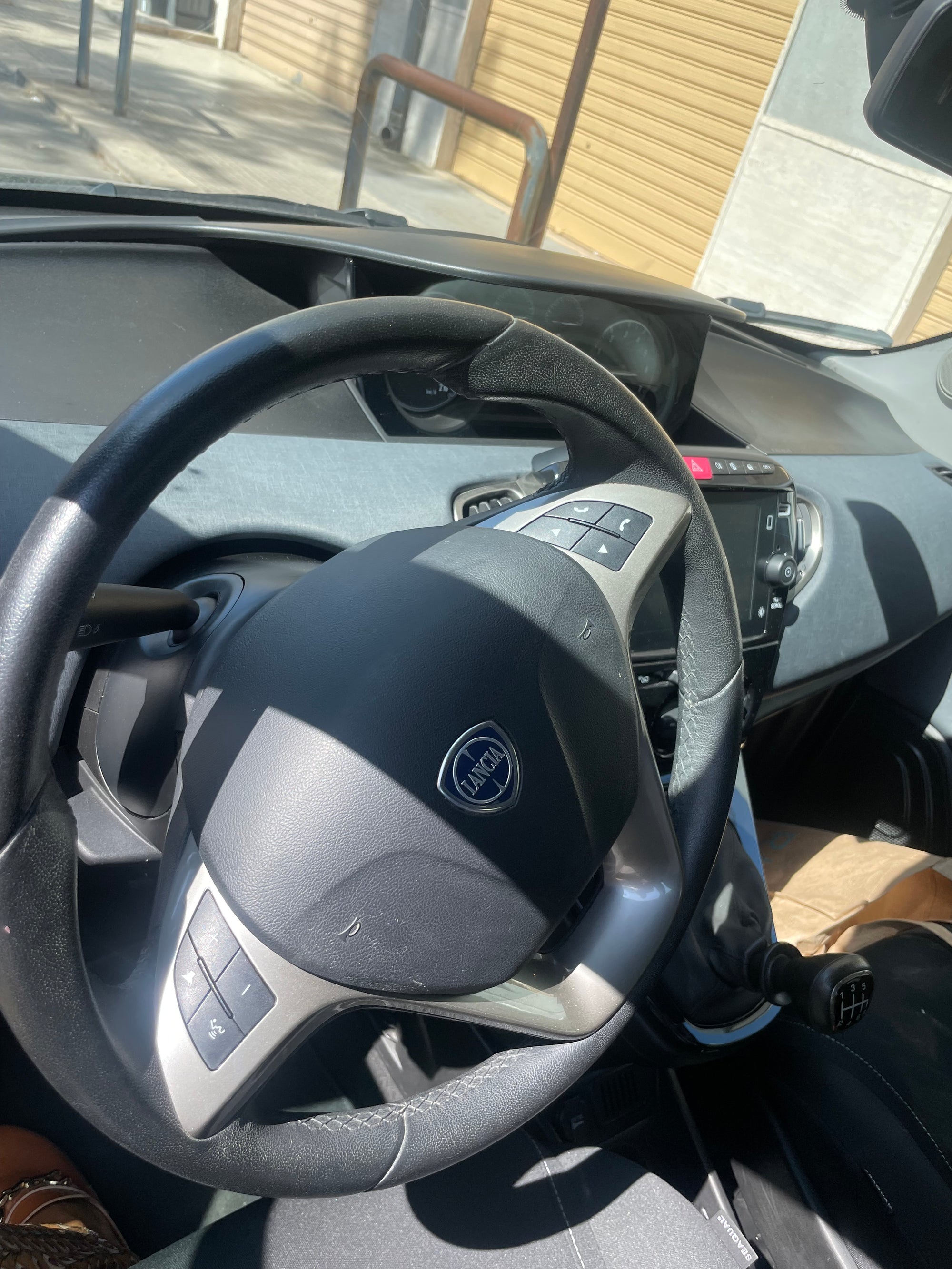 Lancia Ypsilon 1,0 70 cv Gold