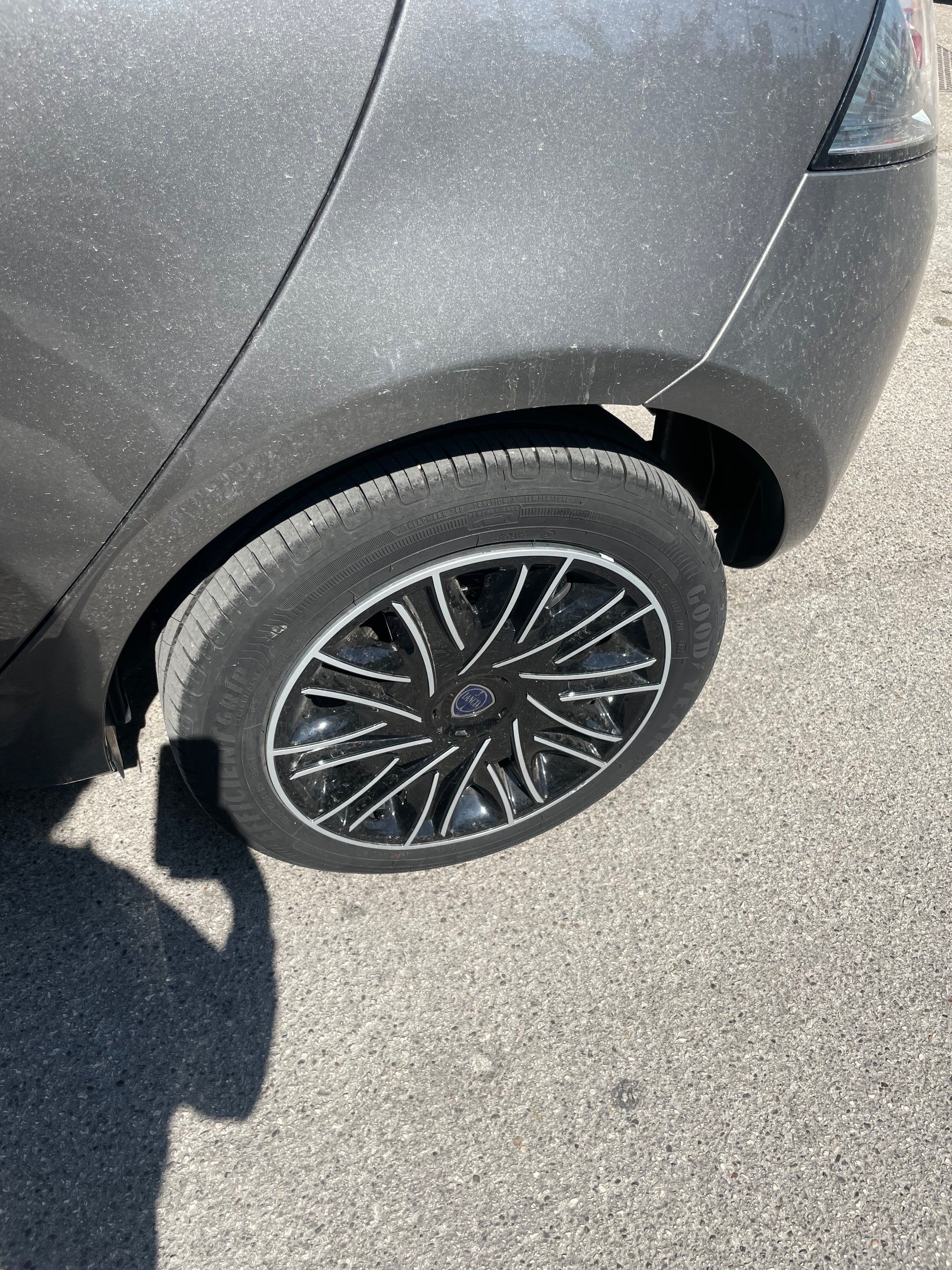 Lancia Ypsilon 1,0 70 cv Gold