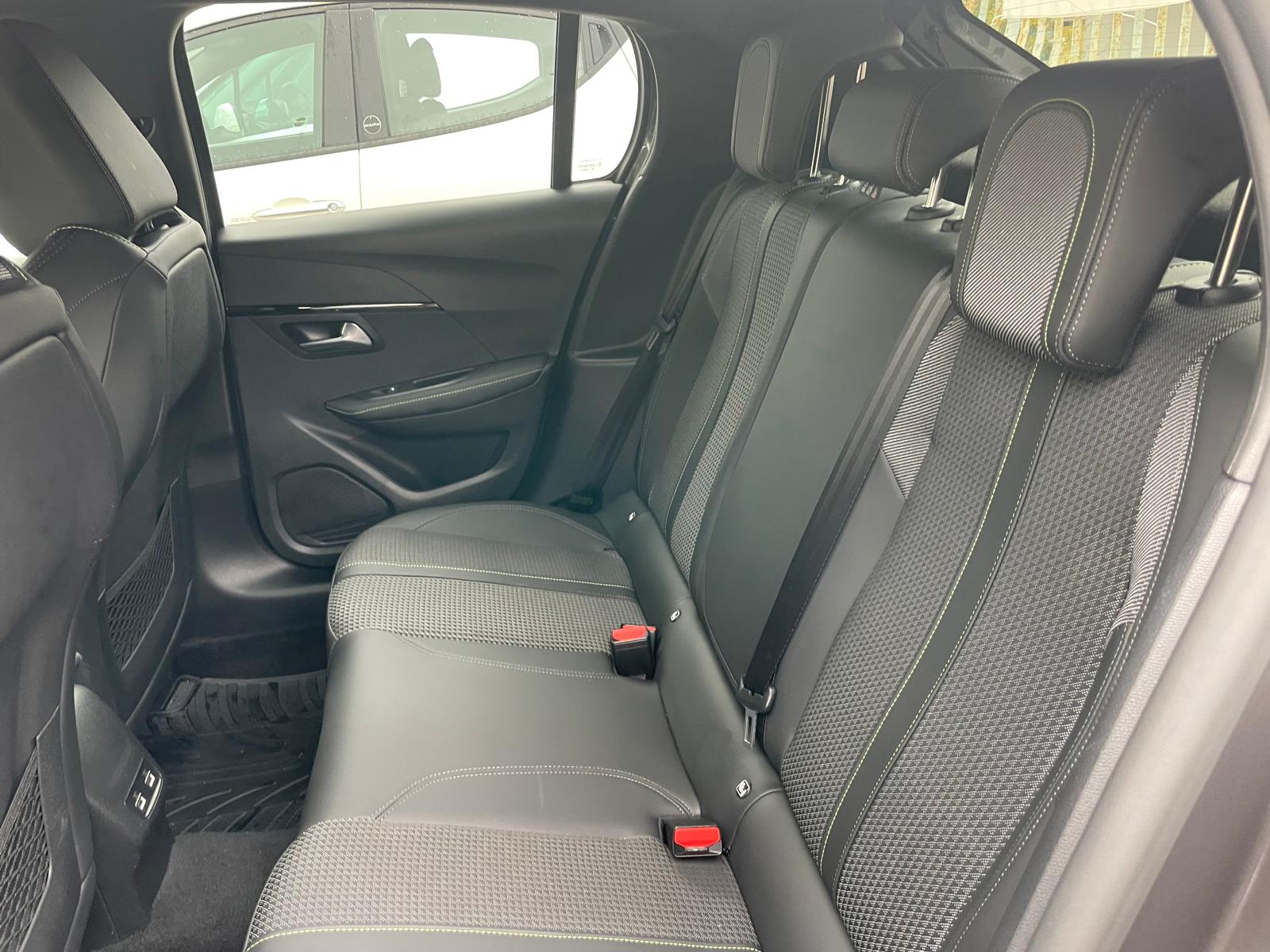 Peugeot 208 1.2 100 cv Manuale GT