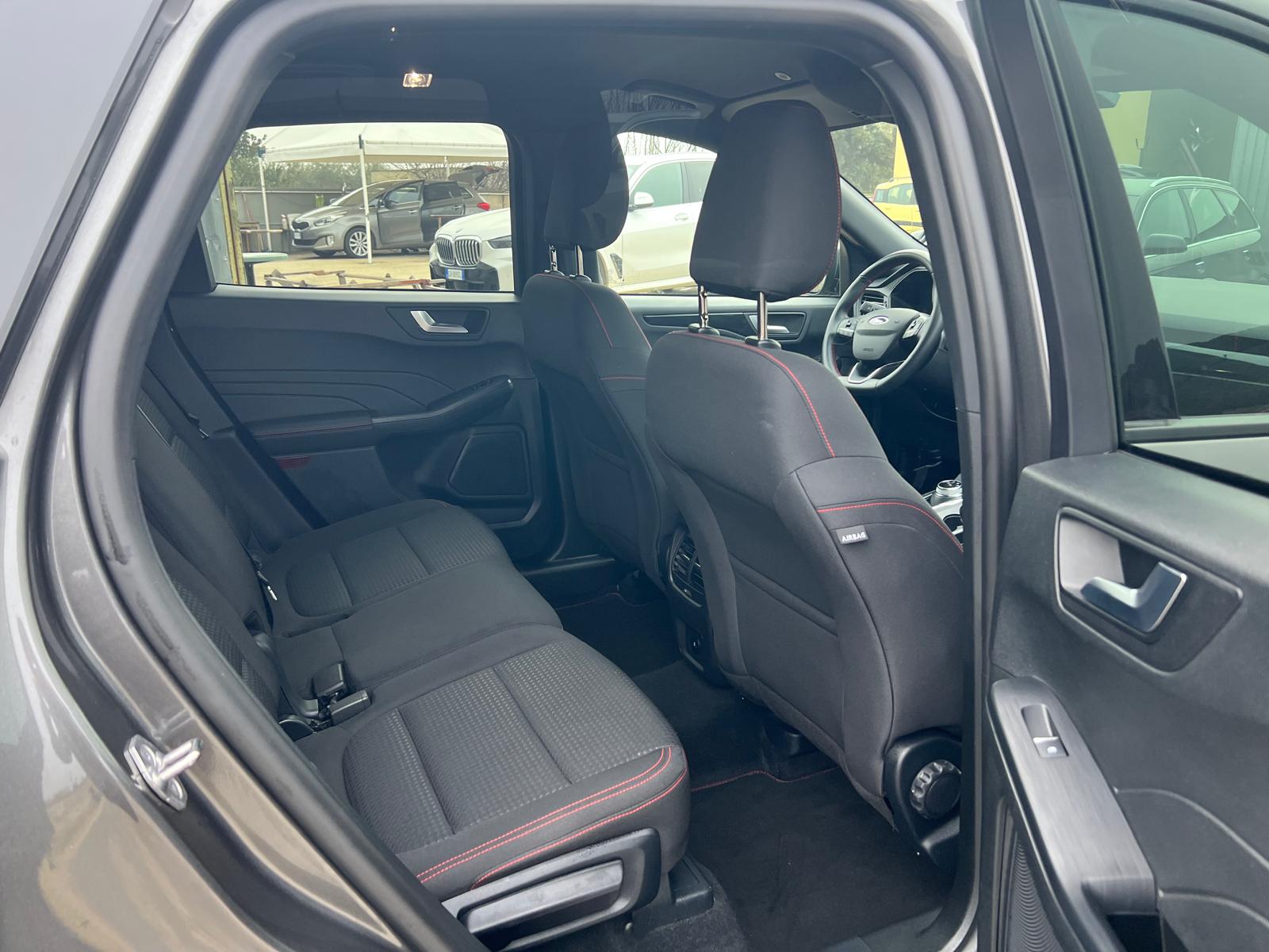 FORD Kuga III 2.0 Ecoblu ST-Line design 120cv